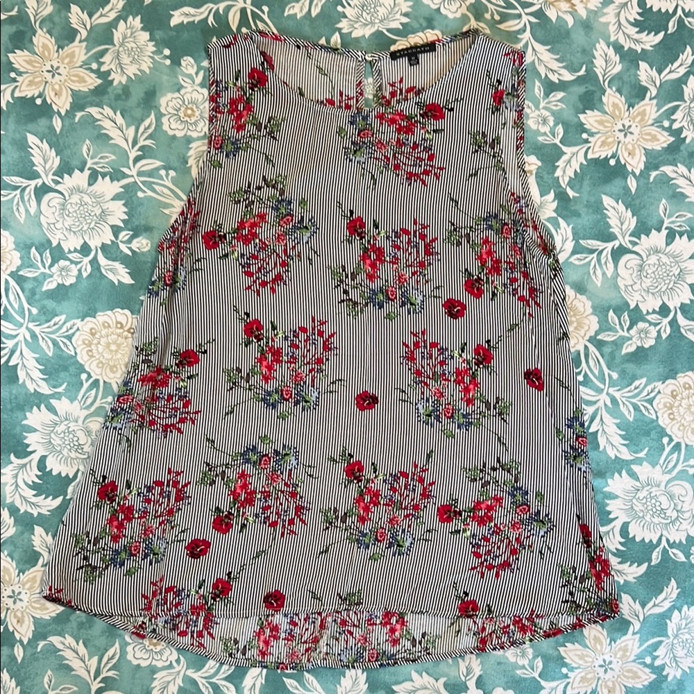 Staccato Sleeveless Top